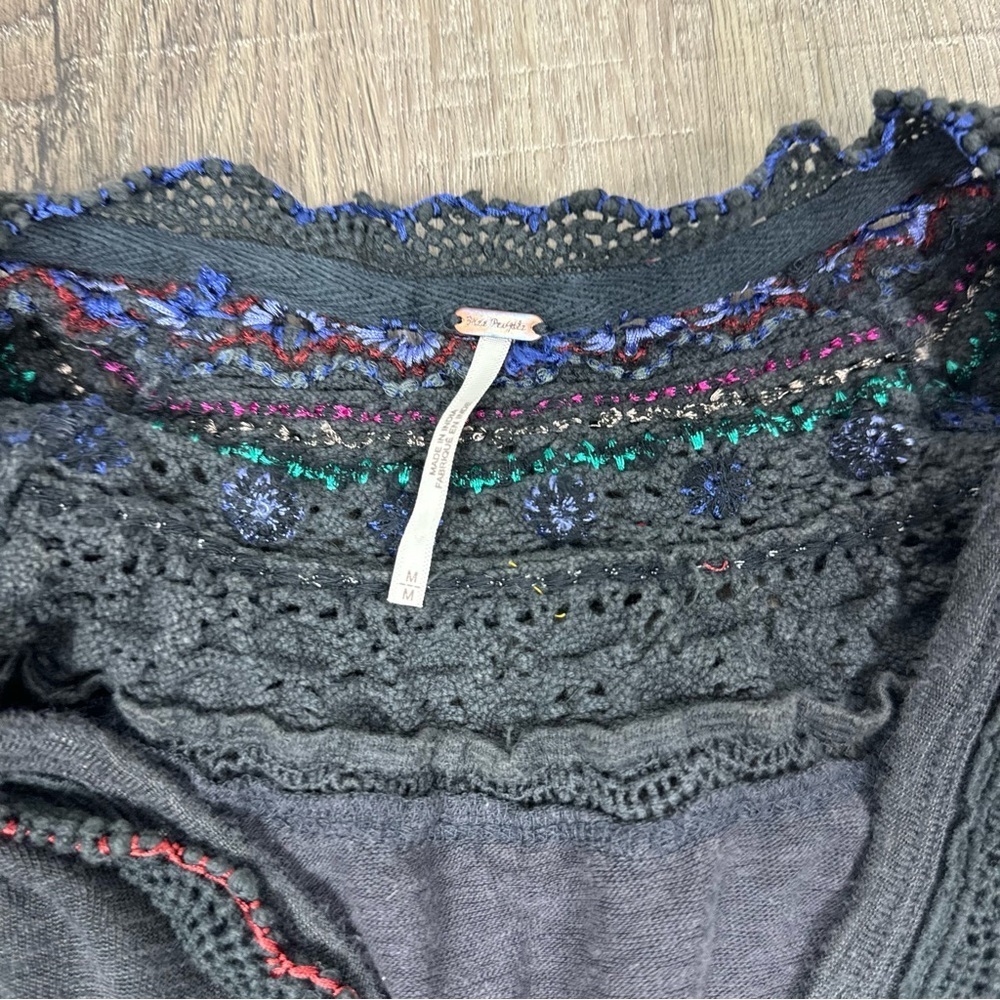 Free People Siesta Fiesta Embroidered Crochet Top Long Sleeve Boho Medium Gray - Picture 6 of 7